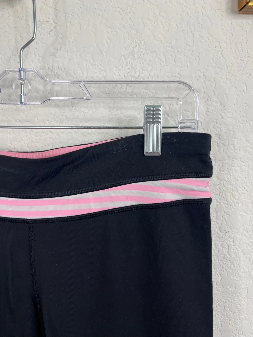 Lululemon Run Inspire Crop II Black / Classic Stripe White Pink Shell